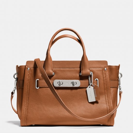 COACH SWAGGER CARRYALL 27 IN PEBBLE LEATHER
